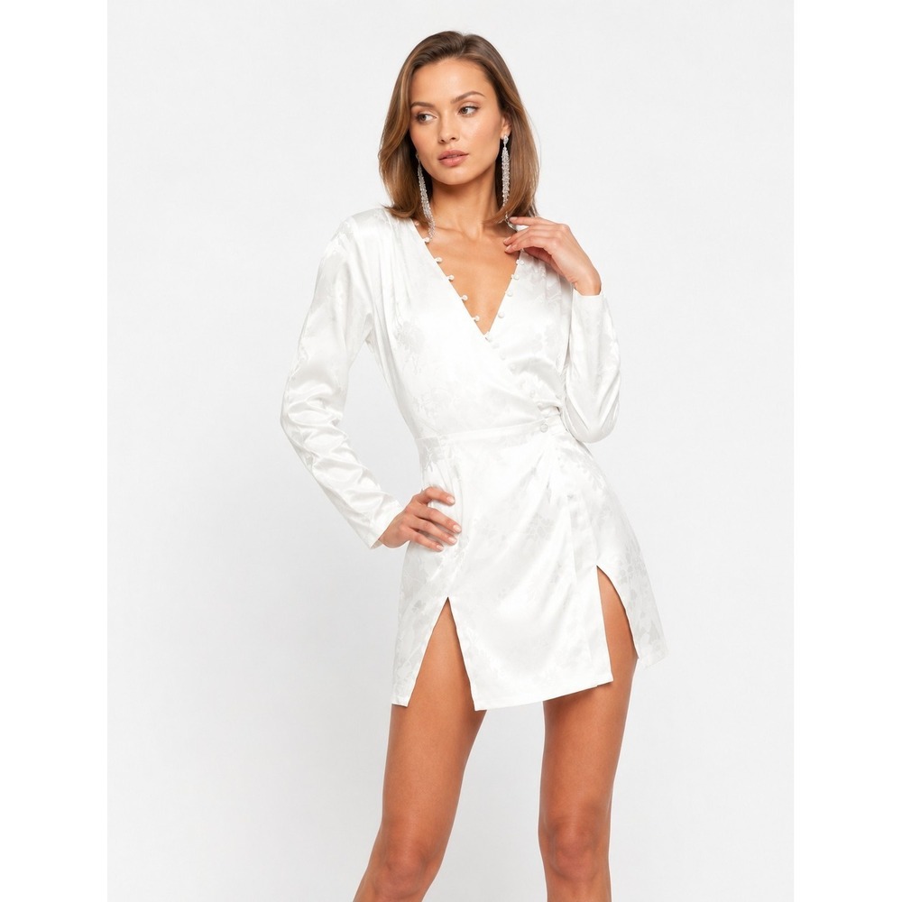 Lioness Le Club Mini Dress NWT New White Size Large Chic Cocktail Z112